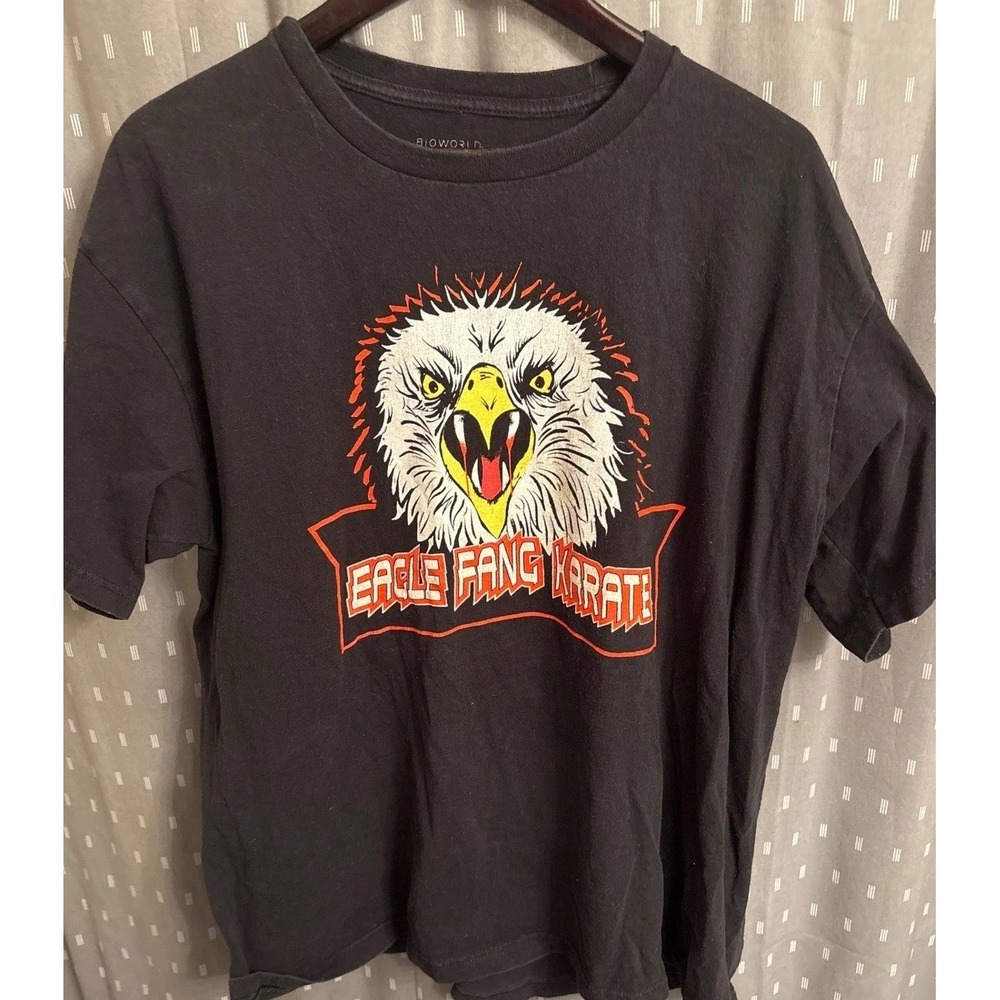 Bioworld Cobra Kai Eagle Fang Karate TShirt Mens Black Bite Like An Eagle Tee XL